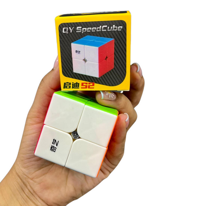 CUBO RUBIK 2x2 QIYI STICKERLESS