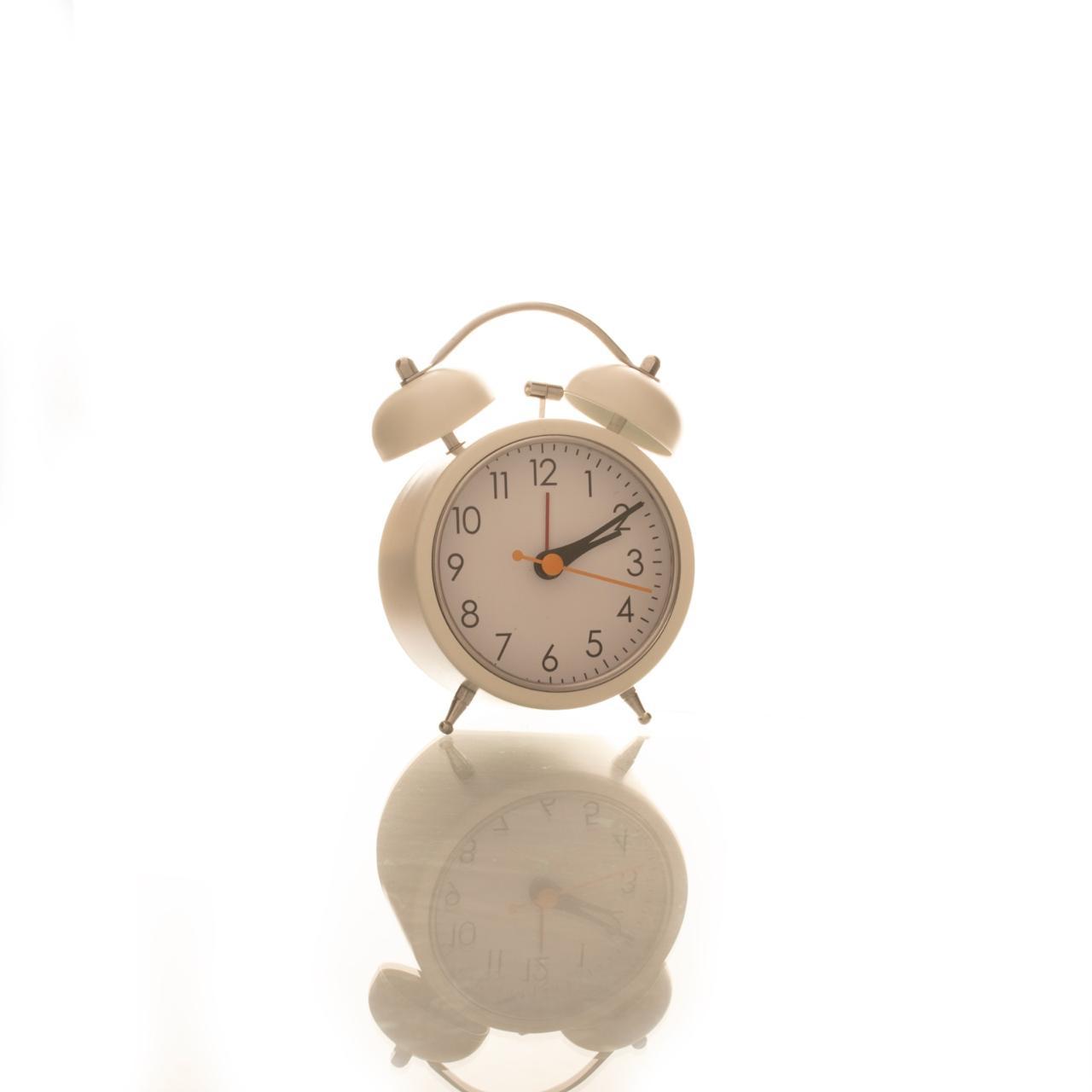 RELOJ DESPERTADOR CAMPANA